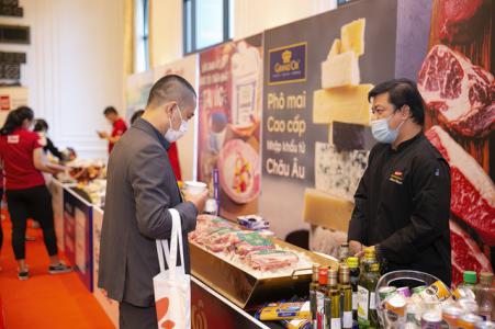 Nhiều cơ hội để bắt đầu quá trình hồi sinh ngành F&B