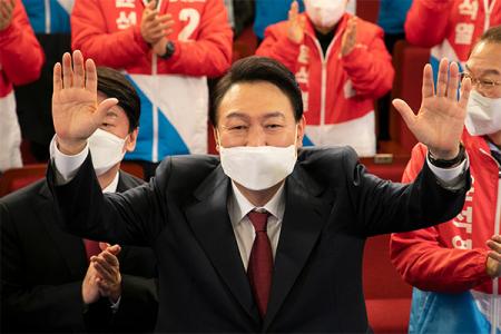 Ông Yoon Suk-yeol đắc cử Tổng thống thứ 20 của Hàn Quốc