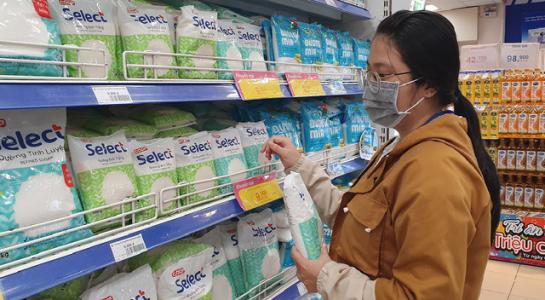 Co.opmart và Co.opXtra giảm giá 3.000 sản phẩm thiết yếu