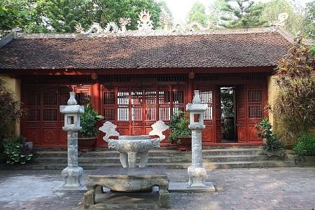 Khai quật khảo cổ tại di tích thành cổ Luy Lâu (Bắc Ninh)