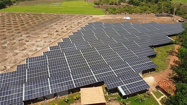 Dự án điện năng lượng Mặt Trời kết hợp với canh tác nông nghiệp, công suất 1,4MW của một hộ dân tại xã Lộc Khánh, huyện Lộc Ninh, Bình Phước. (Ảnh: Sỹ Tuyên/TTXVN)