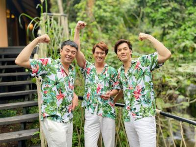 3 mỹ nam 'Anh có phải đàn ông không' thân thiết trong hậu trường