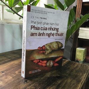 Hội Nhà văn Việt Nam tạm thu hồi giải thưởng đã trao cho tác giả Vũ Thị Trang vì nghi vấn ‘đạo văn’