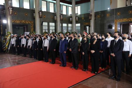Tổ chức lễ viếng Phó Chủ tịch Thường trực UBND TPHCM Lê Hòa Bình