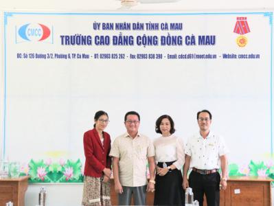 Đoàn công tác của Viện IMRIC thăm và làm việc với Trường Cao đẳng Cộng đồng Cà Mau