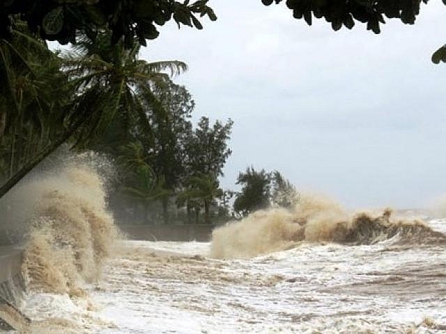 Từ ngày 7-8/4, có khả năng xuất hiện 01 ATNĐ trên vùng biển phía nam Biển Đông và 02 cơn bão ở phía đông Philippines có khả năng đi vào Biển Đông.