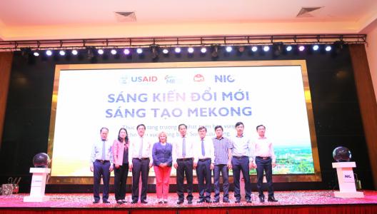 Hội nghị Đổi mới sáng tạo và phát triển nguồn nhân lực số khu vực Đồng bằng Sông Cửu Long
