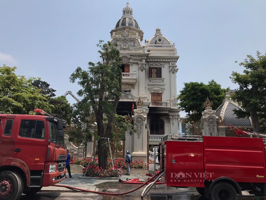 Toà lâu đài nơi xảy ra vụ cháy 