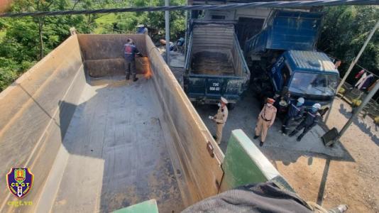 Quảng Bình tập trung xử lý vi phạm cơi nới thành thùng xe