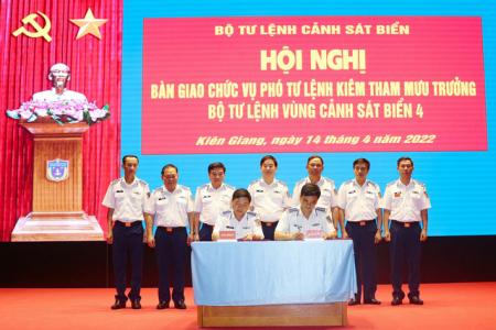 Bổ nhiệm Tư lệnh, Phó Tư lệnh kiêm Tham mưu trưởng Bộ Tư lệnh Vùng Cảnh sát biển 4