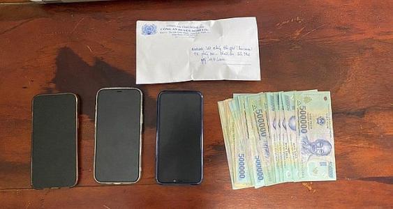 Đường dây mại dâm gắn mác sinh viên làm thêm qua đêm giá 15 triệu