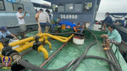 Thủy đoàn II, Cục CSGT bắt quả tang vụ mua bán trái phép trên 91.000 lít dầu FO