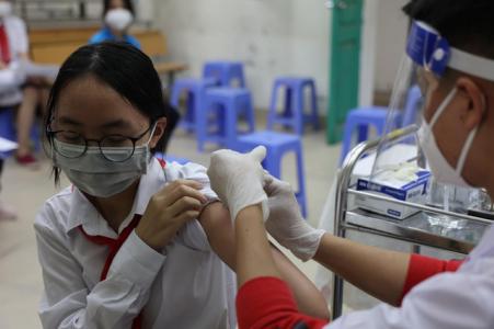 Vaccine vẫn là ‘vũ khí’ chiến lược quan trọng trong phòng, chống dịch