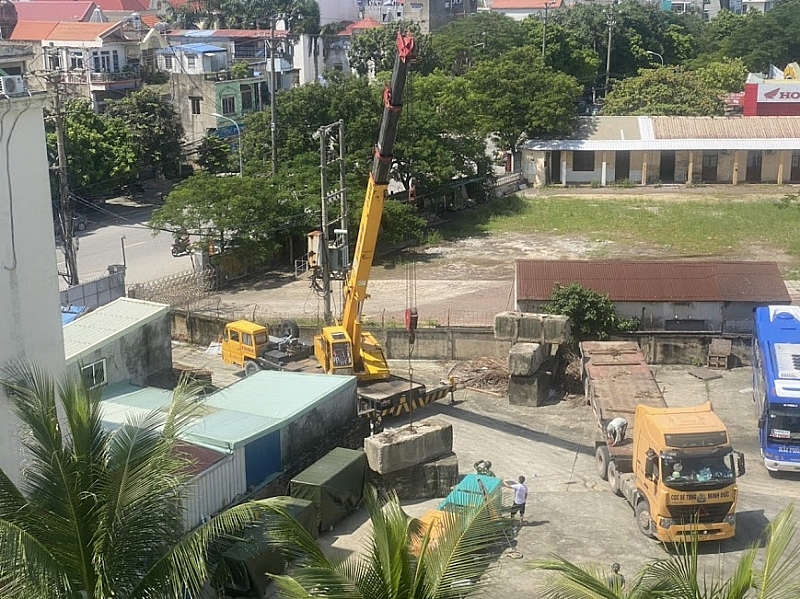 Khởi tố đại gia Hải Phòng vì tổ chức "cưỡng chế" bến xe Thượng Lý