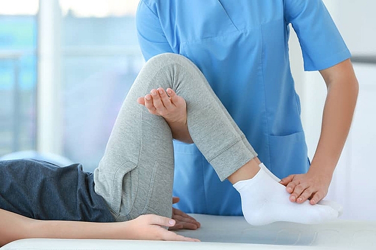 Vật lý trị liệu thoái hóa khớp gối là phương pháp điều trị không dùng thuốc được áp dụng rất phổ biến