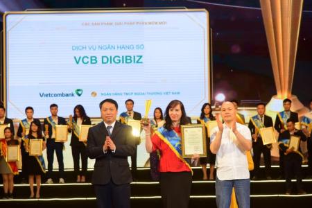 Dịch vụ ngân hàng số của Vietcombank nhận giải Sao Khuê 2022