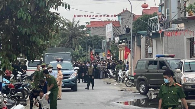 Tin pháp luật ngày 3/5: Thầy giáo hiếp dâm học sinh; bị đâm chết vì 