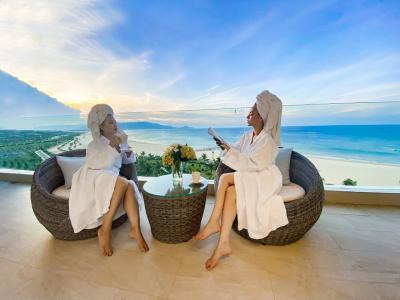 Những khung hình đẹp như mơ của Quy Nhơn qua bộ ảnh check-in của giới trẻ