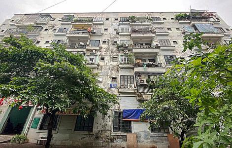 Khó an cư trong nhà tạm cư