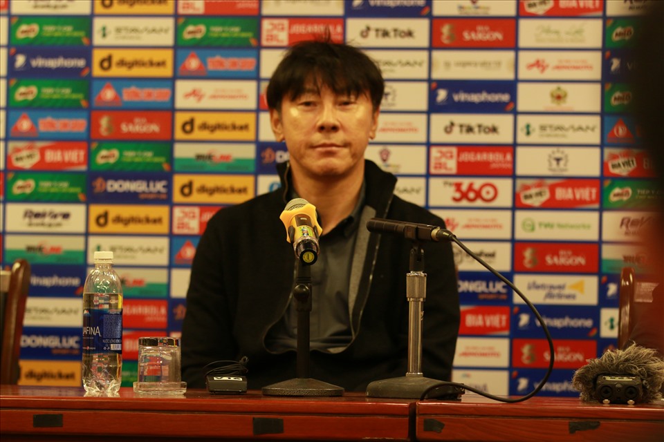 HLV U23 Indonesia trách trọng tài 