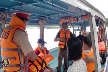 Tuyên truyền An toàn giao thông đường thuỷ nội địa