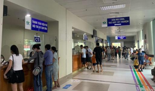 Chuyên gia chia sẻ cách xử lý khi trẻ có biểu hiện nôn và đau bụng