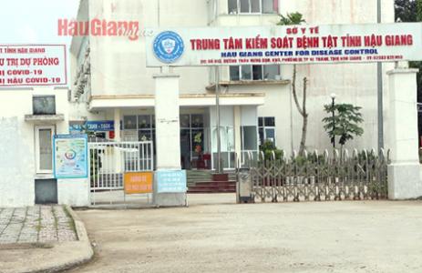 Vụ Việt Á: Cách chức một loạt cán bộ lãnh đạo, quản lý CDC Hậu Giang