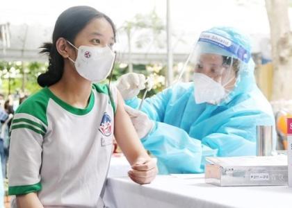Cả nước có hơn 217,03 triệu liều vaccine phòng COVID-19 đã được tiêm