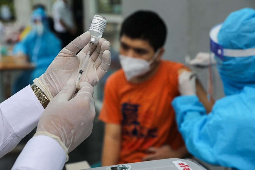 Bộ Y tế đề nghị đẩy nhanh tiến độ tiêm vaccine phòng COVID-19. Ảnh minh hoạ: VNE