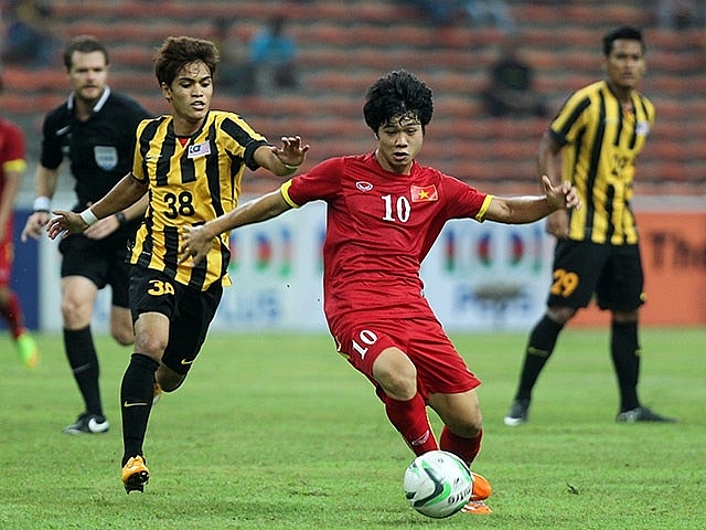 U23 Việt Nam và U23 Malaysia trong lần đối đầu tại SEA Games 2015. Ảnh: Báo Lao động 
