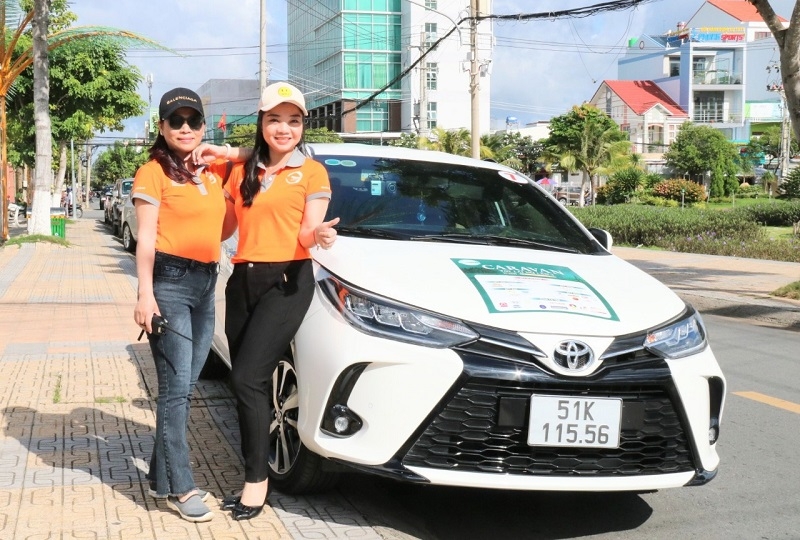 Đong đầy cảm xúc tại Chương trình Caravan "Hành trình tiếp sức đến trường 2022"