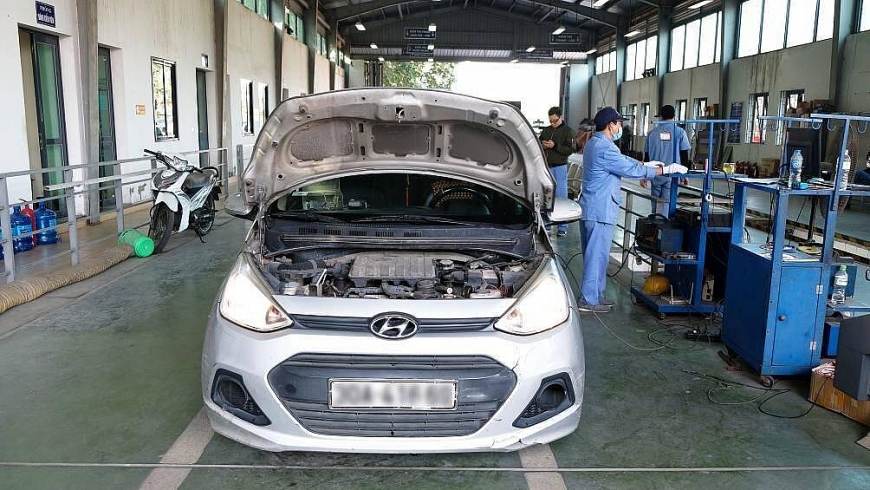 Đề nghị miễn kiểm định lần đầu với xe ô tô mới. 