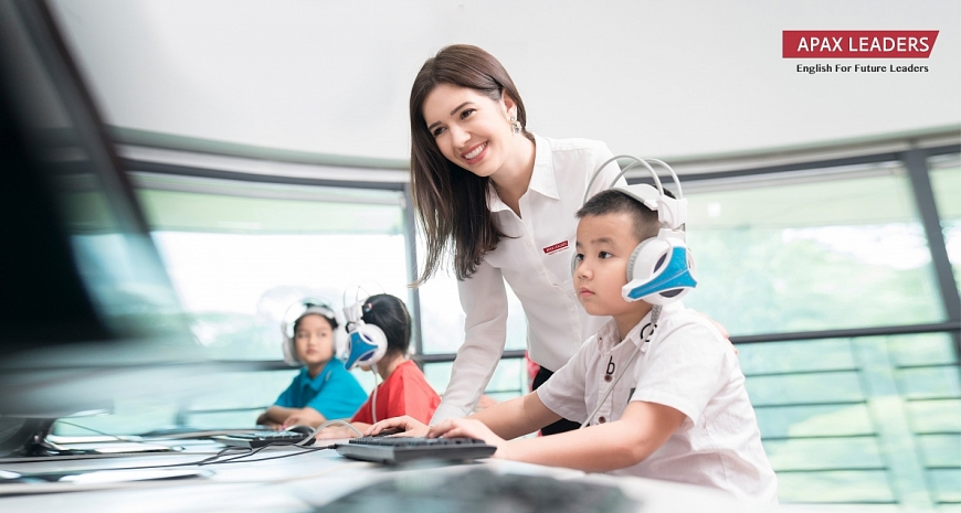 Apax Leaders đưa công nghệ trở thành "người bạn" đồng hành với các học viên.