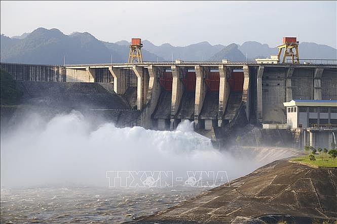 Thuỷ điện Tuyên Quang mở hoàn toàn 1 cửa xả đáy vào lúc 17 giờ 30 phút ngày 1/6. Ảnh minh họa: Nam Sương/TTXVN