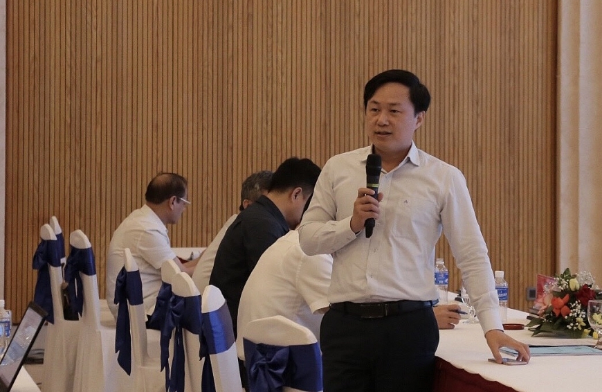 Ông Trần Hải Nam, Phó Vụ trưởng Vụ BHXH trao đổi với báo chí tại hội nghị thông tin về BHXH, BHYT do BHXH Việt Nam tổ chức.