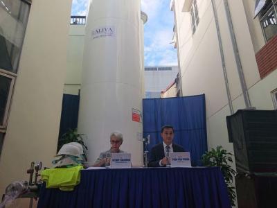 USAID tài trợ lắp đặt hệ thống oxy lỏng mới tại Bệnh viện Bạch Mai