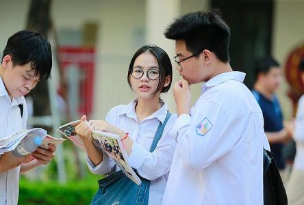 Hà Nội: Thí sinh F0 được xét tuyển vào trường THPT công lập