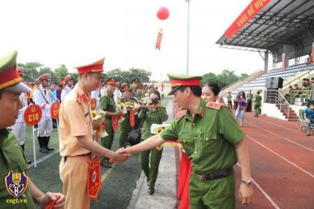 Khai mạc Hội thao kỷ niệm 60 năm Ngày truyền thống lực lượng Cảnh sát nhân dân