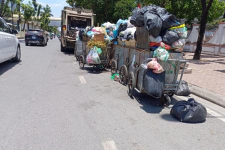 Dự án xử lý chất thải chậm tiến độ là nguyên nhân khiến rác thải tồn đọng giữa Thủ đô