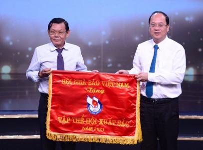 Trao giải báo chí TPHCM năm 2022 cho 65 tác giả, nhóm tác giả