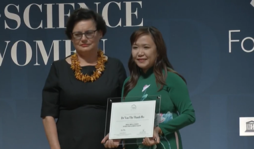 UNESCO trao giải thưởng cho nữ tiến sĩ Việt Nam
