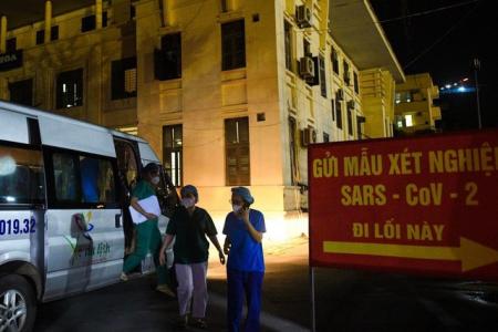 Vì sao chưa coi bệnh COVID-19 là bệnh lưu hành?