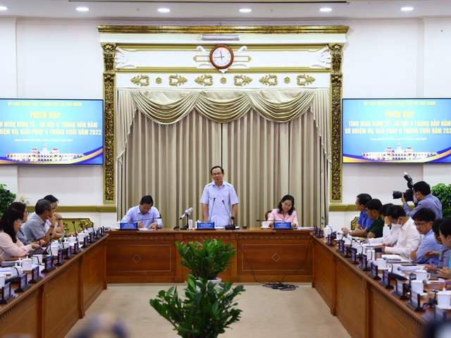 Xử lý nghiêm các địa phương chậm trễ trong phòng, chống sốt xuất huyết - Ảnh 2.