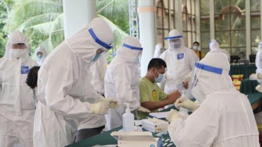 Yêu cầu các đơn vị báo cáo tình hình nhân viên y tế xin thôi việc, bỏ việc