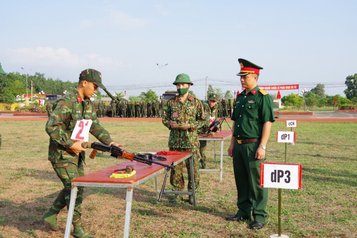 Hội thao quân sự nhân dịp 30/4/2022