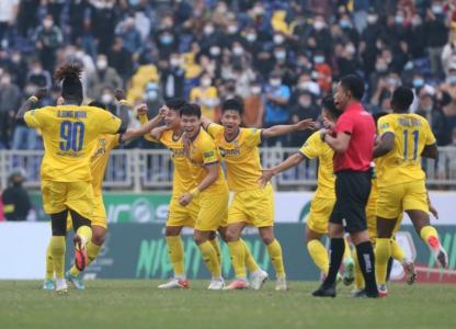 Xem trực tiếp SLNA vs TPHCM, V-League 2022, 18 giờ ngày 8/7 trên kênh nào?