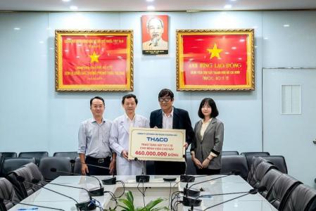 THACO trao tặng vật tư y tế cho Bệnh viện Chợ Rẫy TP.HCM