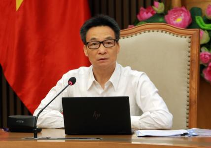 Chấn chỉnh quảng cáo thực phẩm chức năng, đánh giá đầy đủ tình trạng y bác sĩ thôi việc