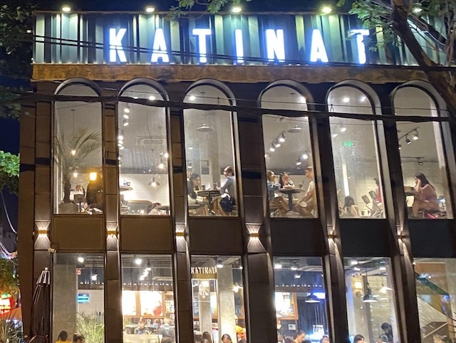 1.Café KATINAT tại số 49-51-53 Trương Công Định, Phường 14, quận Tân Bình