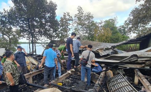 Người đàn ông bị tai biến tử vong trong căn nhà bị cháy